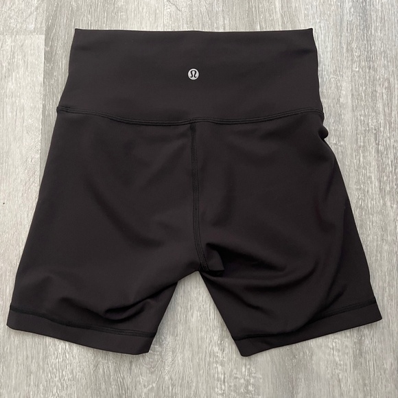 Lululemon Wunder Train High-Rise Short 6" - Picture 6 of 7